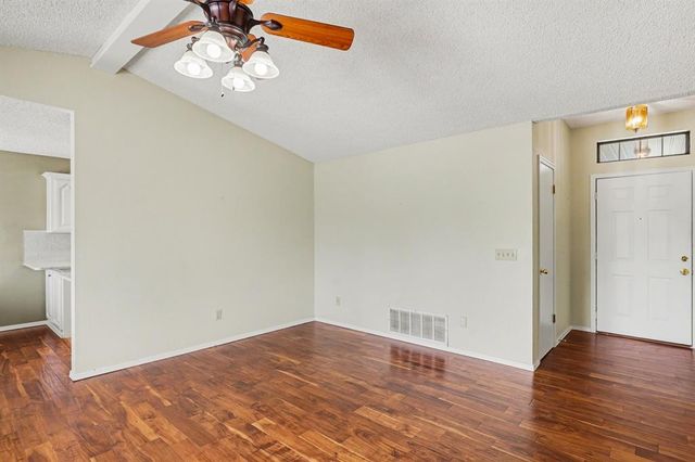 1124 SW 100th Street, Oklahoma City, OK 73139