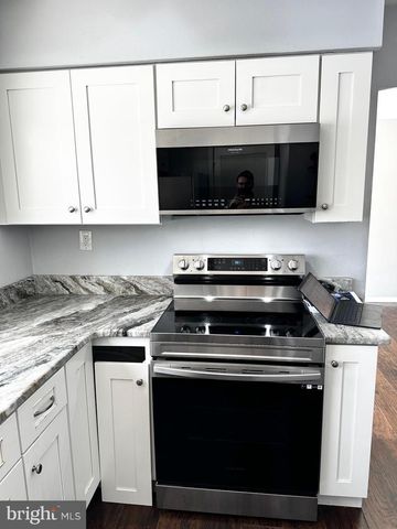 22 GAYLORD CIR, Willingboro, NJ 08046