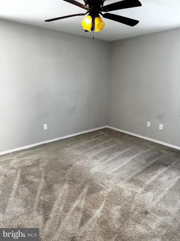 22 GAYLORD CIR, Willingboro, NJ 08046