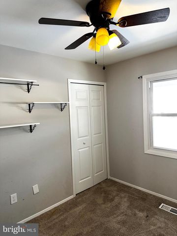 22 GAYLORD CIR, Willingboro, NJ 08046