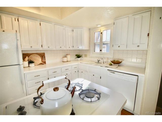 402 Sherman St, Longmont, CO 80501