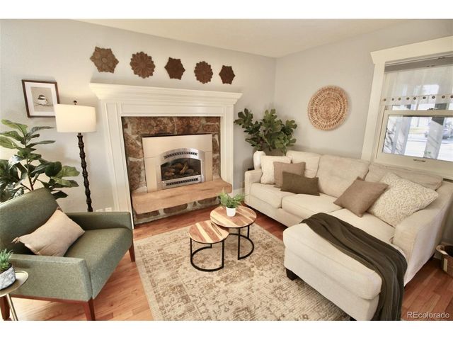 402 Sherman St, Longmont, CO 80501