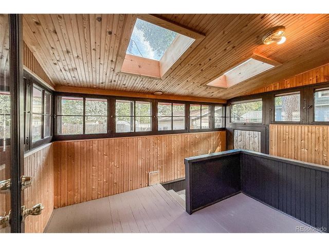 402 Sherman St, Longmont, CO 80501