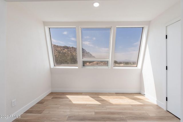 1601 W SUNNYSIDE Drive 121, Phoenix, AZ 85029