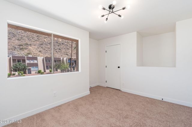 1601 W SUNNYSIDE Drive 121, Phoenix, AZ 85029