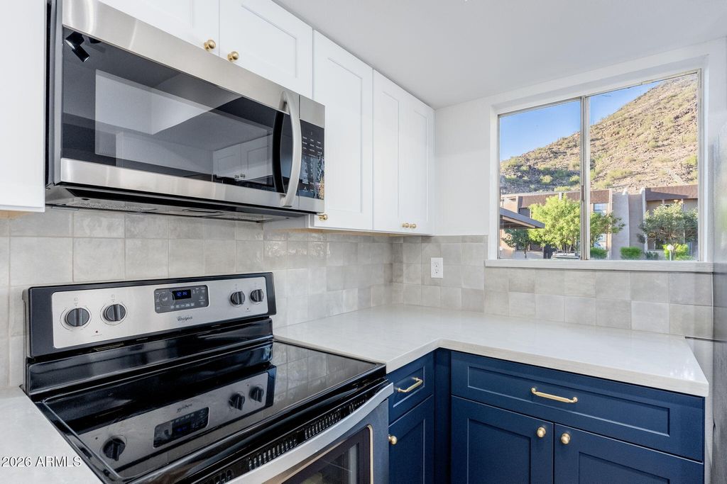 1601 W SUNNYSIDE Drive 121, Phoenix, AZ 85029 — photo 5
