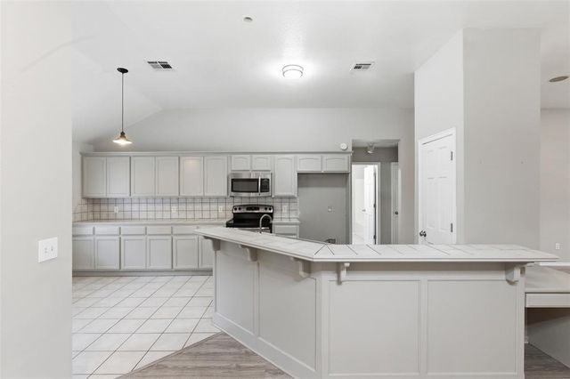 1708 Parkridge Drive, Norman, OK 73071