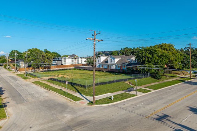 722 N Marsalis Avenue, Dallas, TX 75203