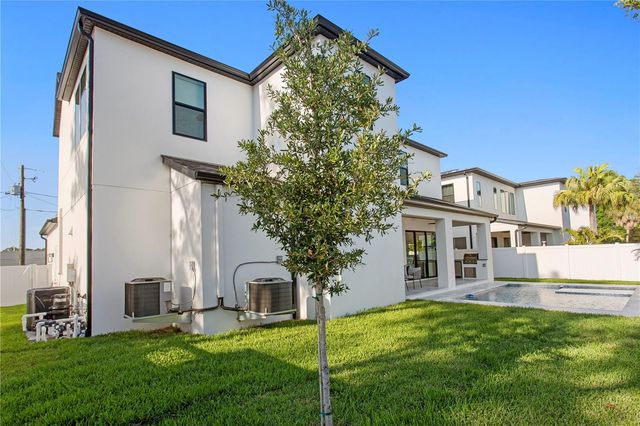 3206 W LA SALLE STREET, Tampa, FL 33607