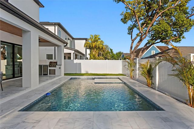 3206 W LA SALLE STREET, Tampa, FL 33607