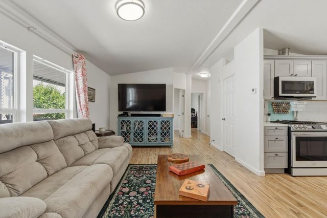 2900 Fairview Road 20, Hollister, CA 95023