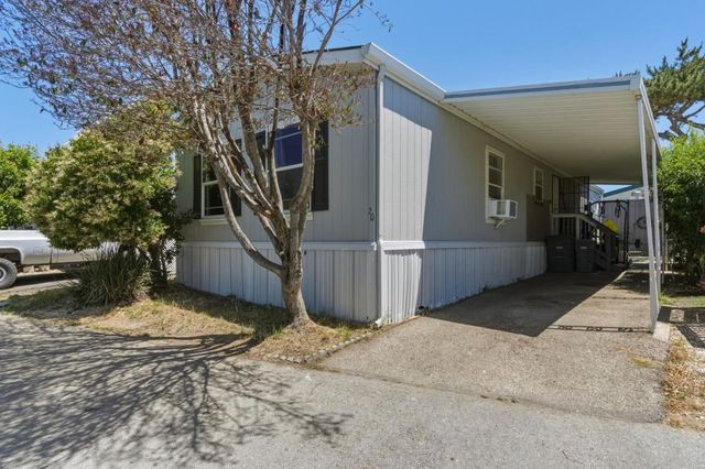 2900 Fairview Road 20, Hollister, CA 95023