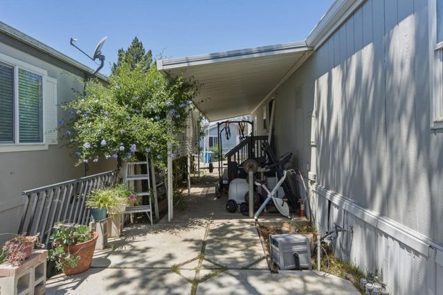 2900 Fairview Road 20, Hollister, CA 95023