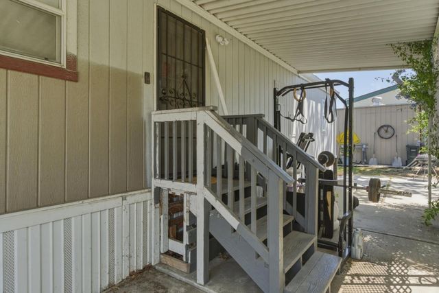 2900 Fairview Road 20, Hollister, CA 95023