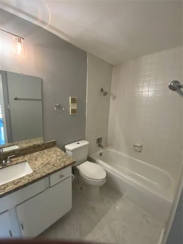 8431 Hearth Drive 23, Houston, TX 77054