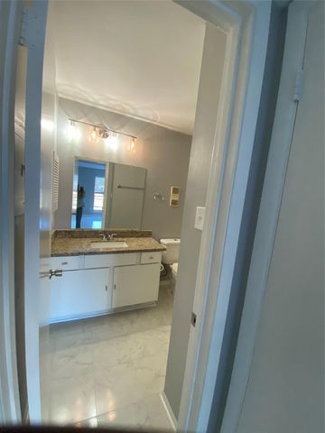 8431 Hearth Drive 23, Houston, TX 77054