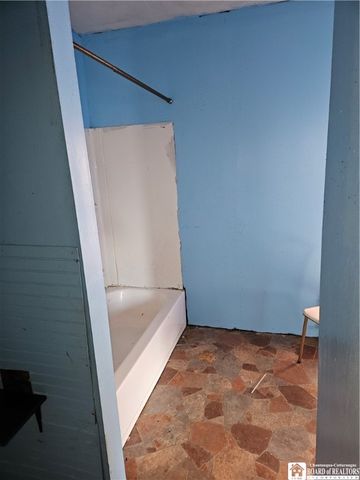 820 Lafayette Street, Jamestown, NY 14701