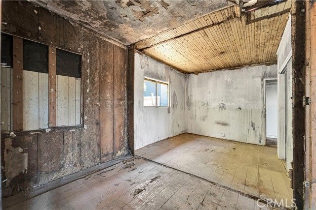 5164 Romaine Street, Los Angeles, CA 90029