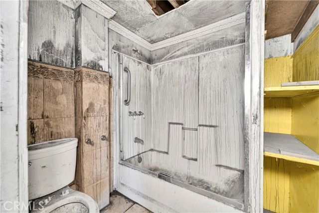 5164 Romaine Street, Los Angeles, CA 90029