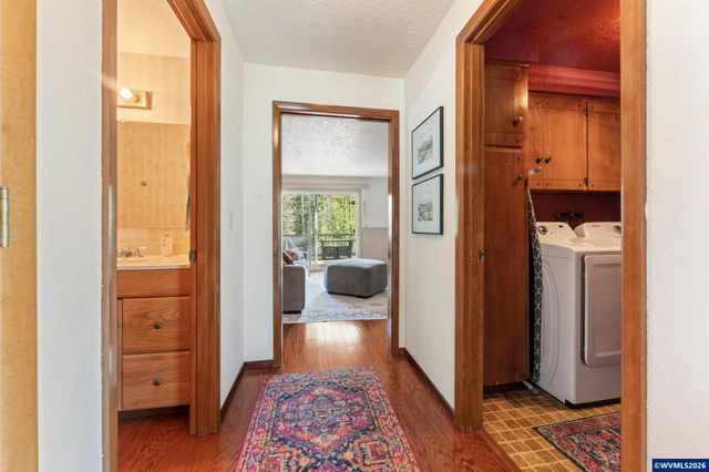 2358 Ptarmigan St NW, Salem, OR 97304