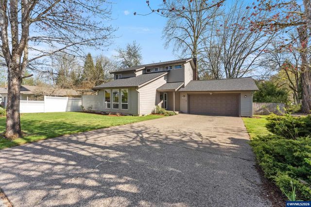 2358 Ptarmigan St NW, Salem, OR 97304