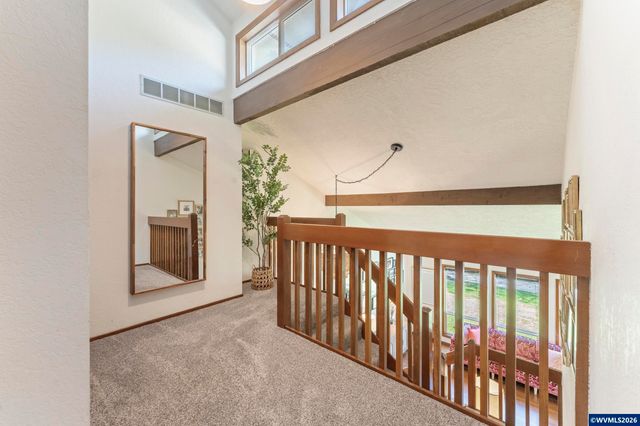 2358 Ptarmigan St NW, Salem, OR 97304