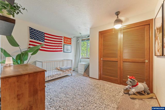 2358 Ptarmigan St NW, Salem, OR 97304