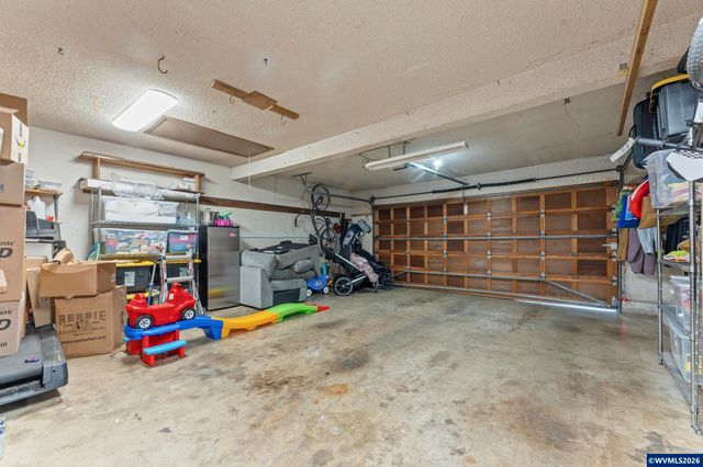 2358 Ptarmigan St NW, Salem, OR 97304