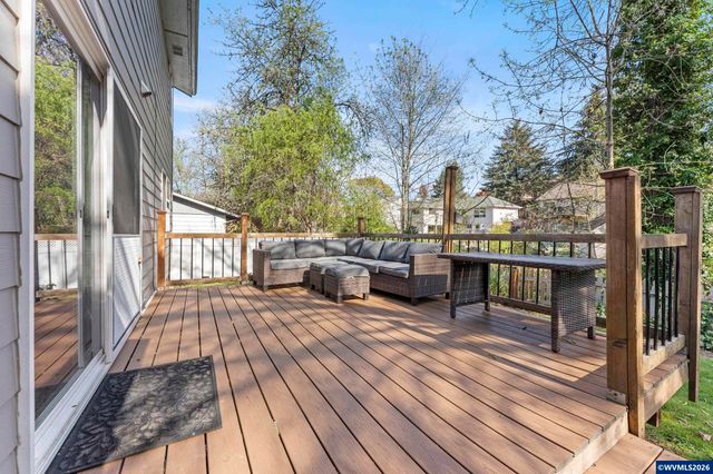 2358 Ptarmigan St NW, Salem, OR 97304