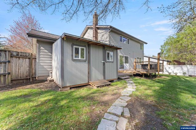 2358 Ptarmigan St NW, Salem, OR 97304