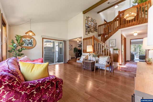 2358 Ptarmigan St NW, Salem, OR 97304