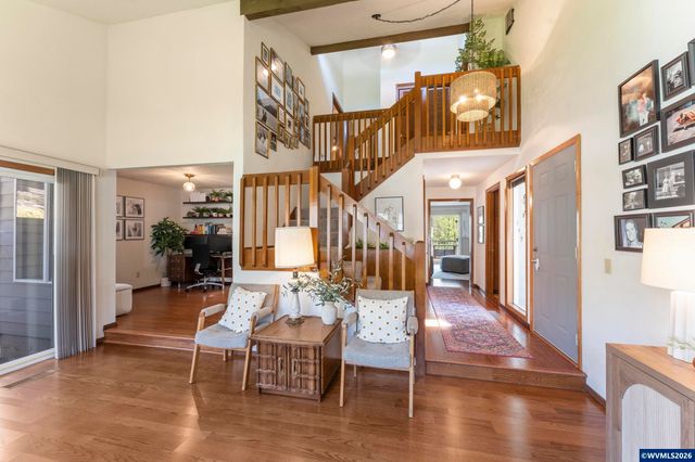 2358 Ptarmigan St NW, Salem, OR 97304