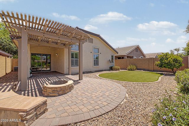 4207 E SANDY Way, Gilbert, AZ 85297