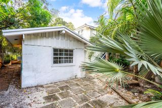 176 NE 50th St 2, Miami, FL 33137