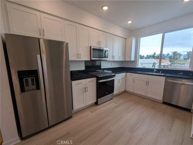 1160 Santo Antonio, Colton, CA 92324