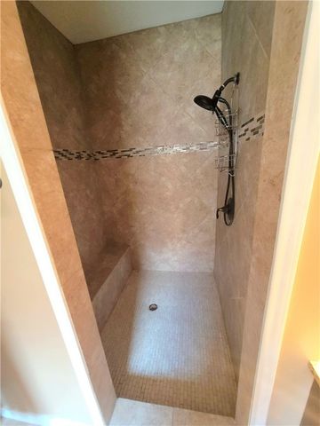 7505 S Lake Dr, Corpus Christi, TX 78414