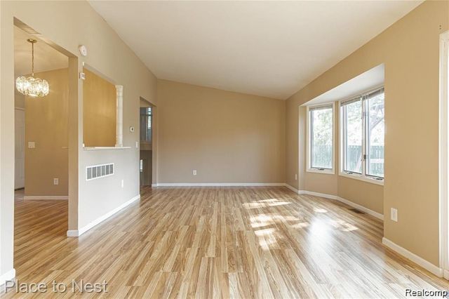 37223 NW Highlite Drive, Sterling Heights, MI 48310