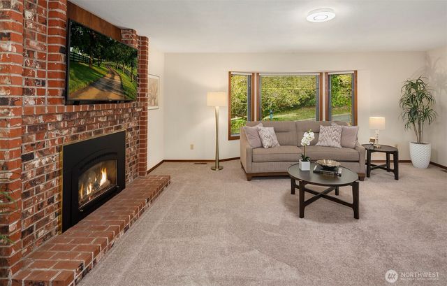 13233 SE 51st Place, Bellevue, WA 98006