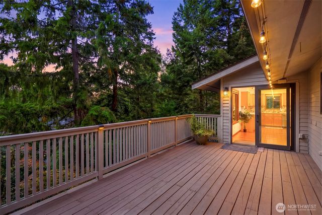 13233 SE 51st Place, Bellevue, WA 98006