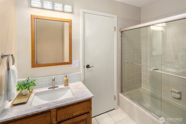 13233 SE 51st Place, Bellevue, WA 98006