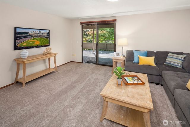 13233 SE 51st Place, Bellevue, WA 98006