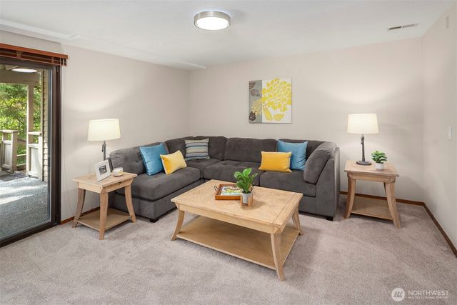 13233 SE 51st Place, Bellevue, WA 98006