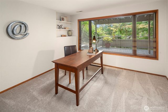 13233 SE 51st Place, Bellevue, WA 98006