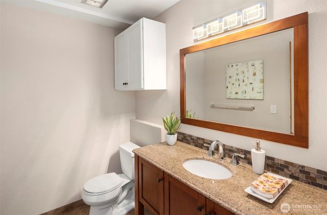 13233 SE 51st Place, Bellevue, WA 98006