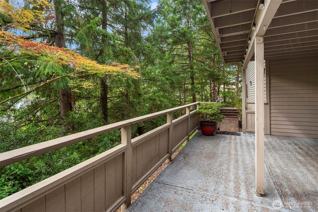 13233 SE 51st Place, Bellevue, WA 98006