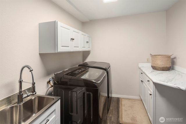 13233 SE 51st Place, Bellevue, WA 98006