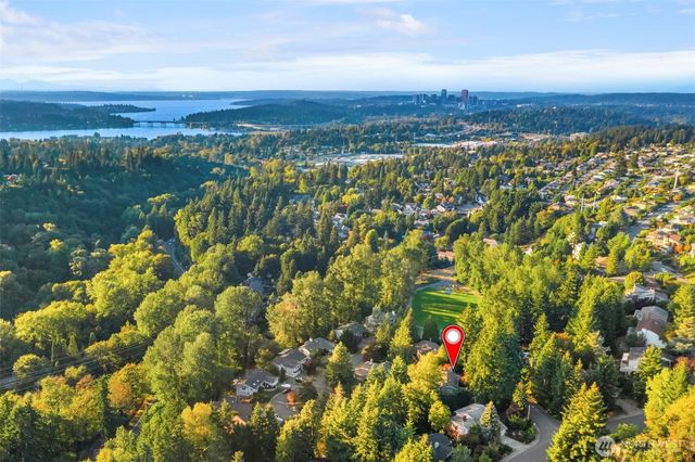 13233 SE 51st Place, Bellevue, WA 98006