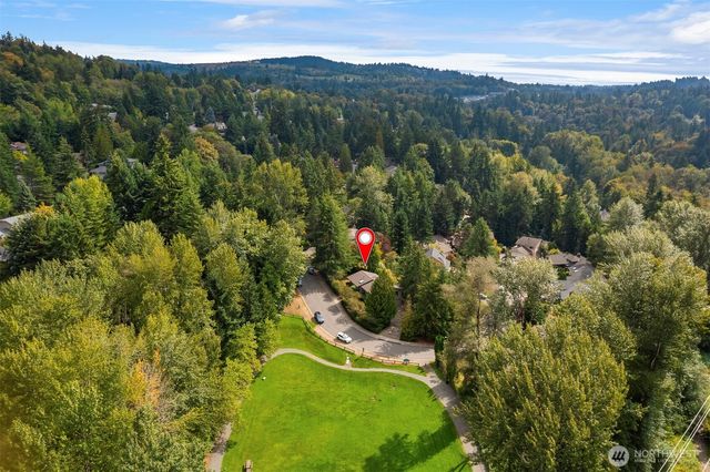 13233 SE 51st Place, Bellevue, WA 98006