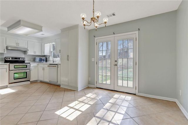 742 Shoal Circle, Lawrenceville, GA 30046