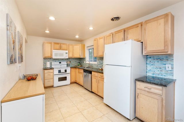 246 Lansing Street, Aurora, CO 80010
